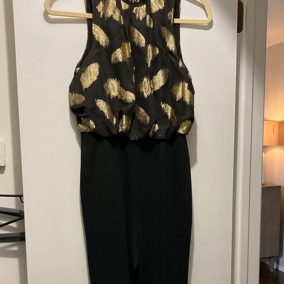 Donna Morgan Pants - Donna Morgan pleated pantsuit